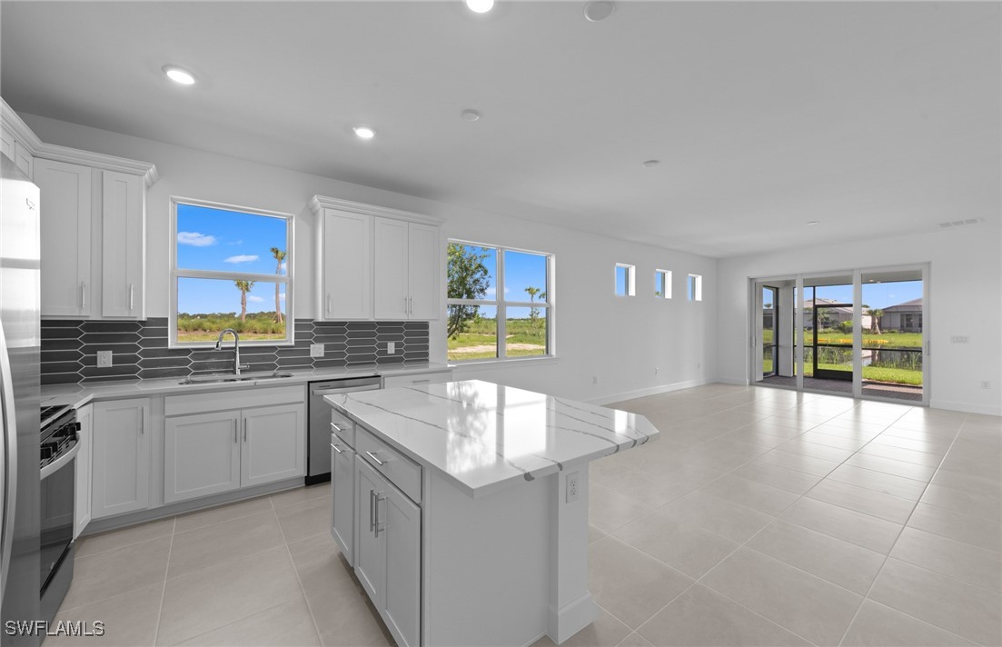 2 Bed Waterfront Home for Sale in Terrawalk, photo 8