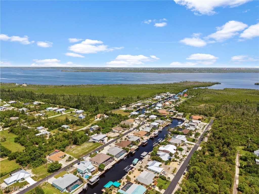 3 Bed Pool Home for Sale in St James City, photo 8