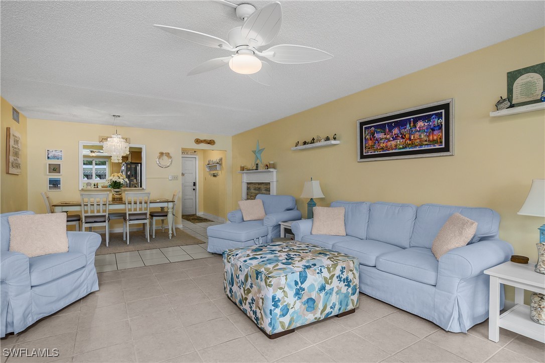 2 Bed Condominium for Sale in Montego Manor, FL, $199,900 — photo 8