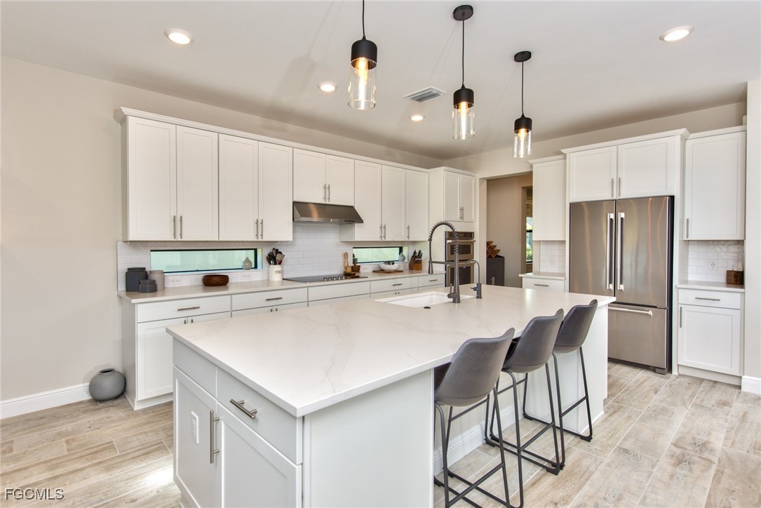 4 Bed SingleFamilyResidence for Sale in Estero, photo 8