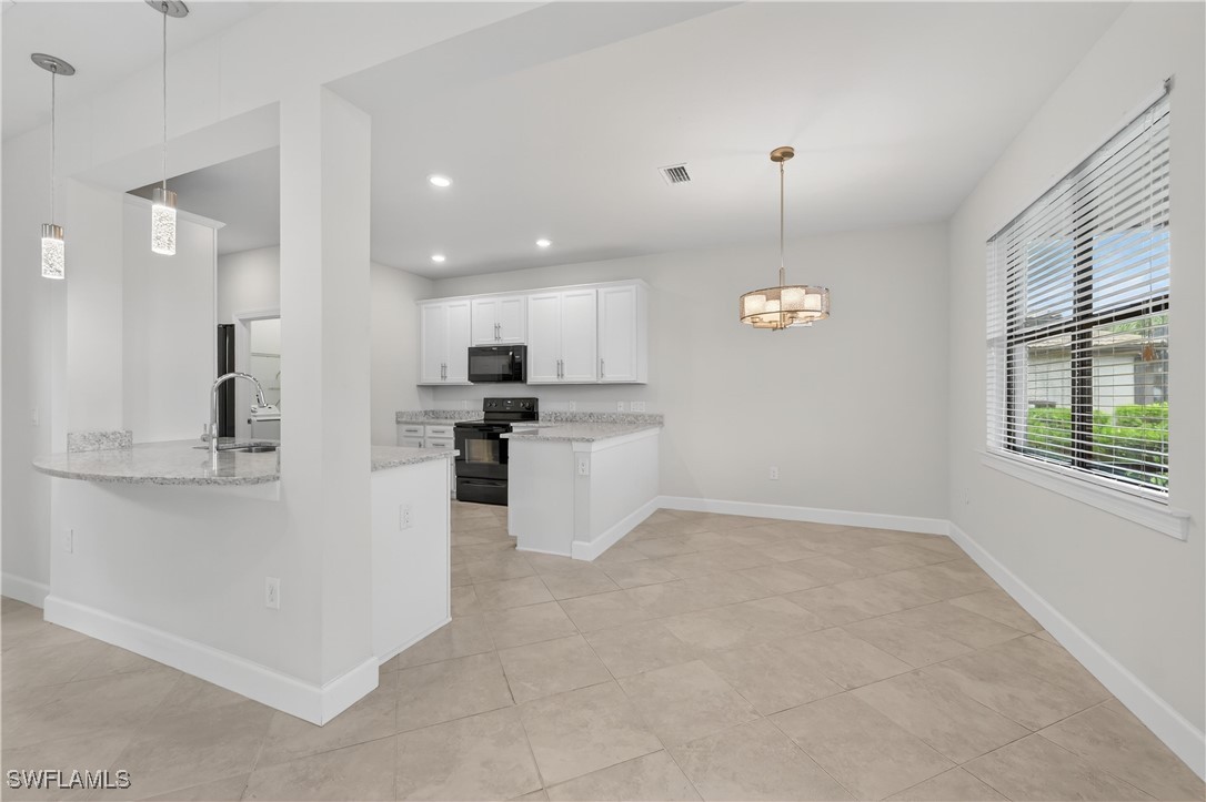 3 Bed Waterfront Home for Sale in Westbrook, photo 8