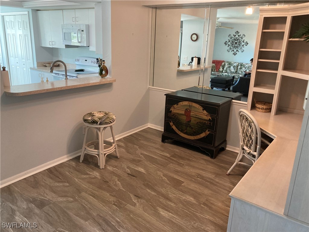 2 Bed Condominium for Sale in Country Glen, FL, $242,000 — photo 8