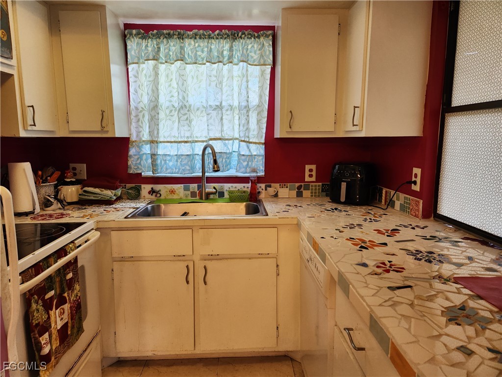2 Bed Waterfront Home for Sale in Cape Coral, FL, $109,000 — photo 8