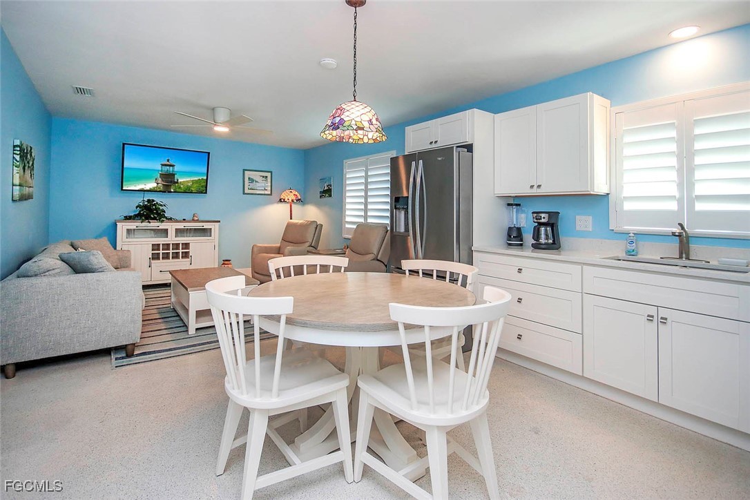 2 Bed Condominium for Sale in Sanibel, photo 8