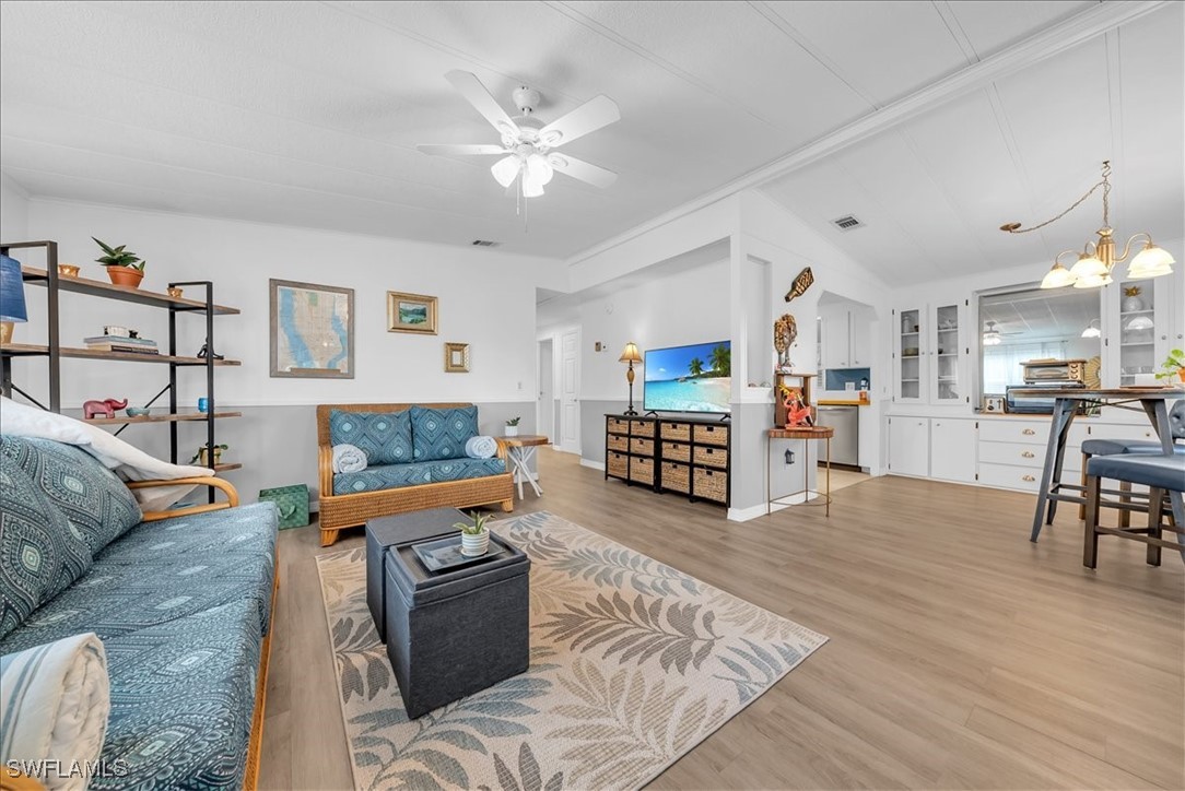 2 Bed ManufacturedHome for Sale in Naples, photo 8