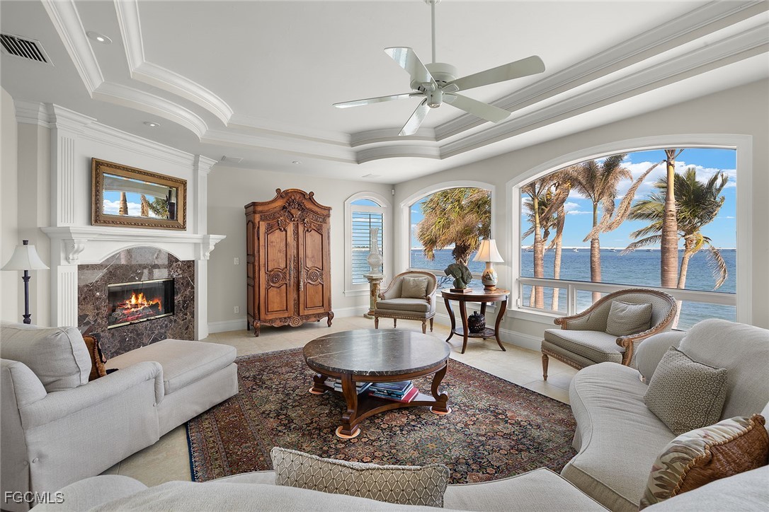 4 Bed Pool Home for Sale in Sanibel Estates, photo 8