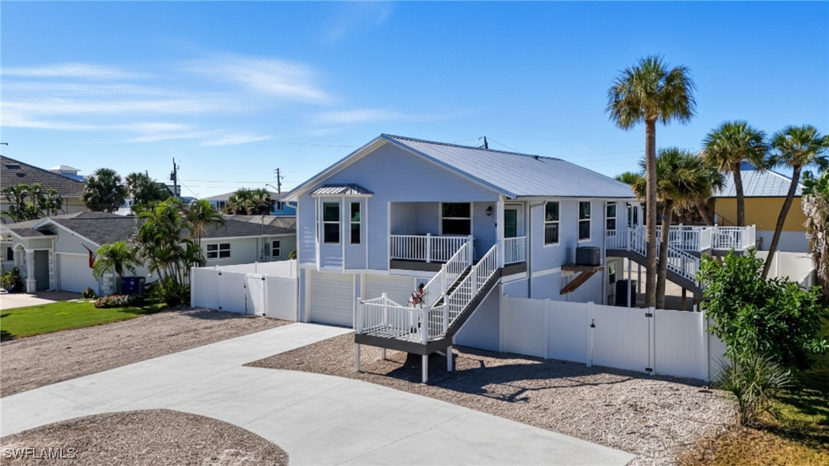 3 Bed Pool Home for Sale in Laguna Shores, photo 8