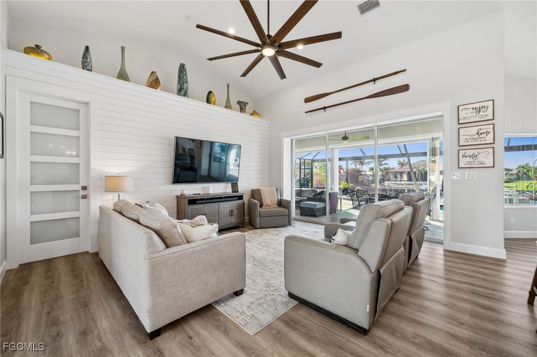 3 Bed Pool Home for Sale in Burnt Store Isles, photo 8