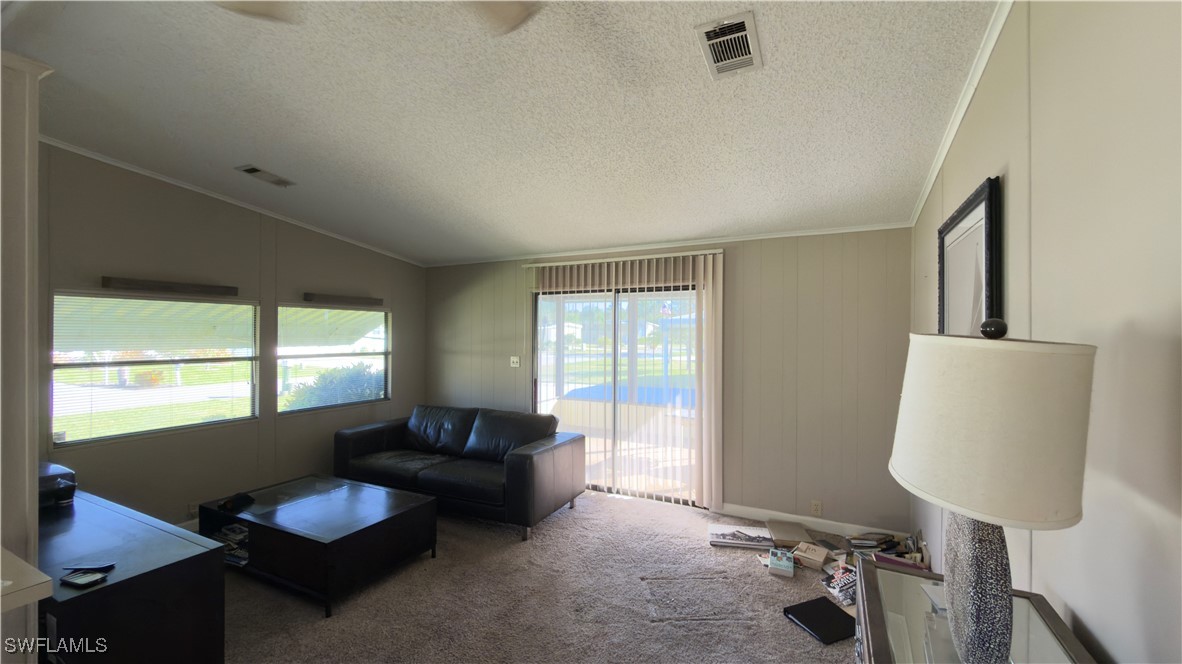 2 Bed ManufacturedHome for Sale in Riverwood, FL, $90,000 — photo 8