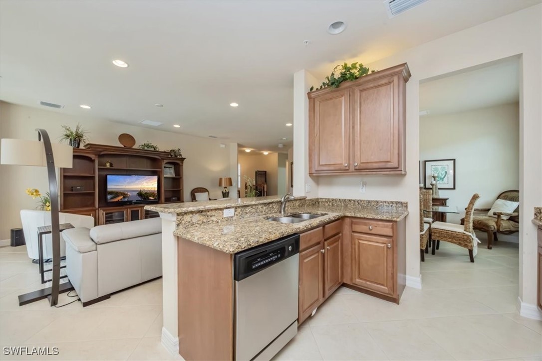 3 Bed Condominium for Sale in Marbella Lakes, FL, $525,000 — photo 8
