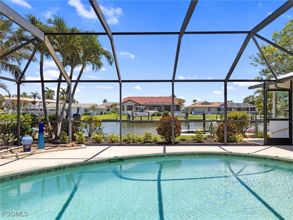 3 Bed Pool Home for Sale in Palm Acres, photo 8