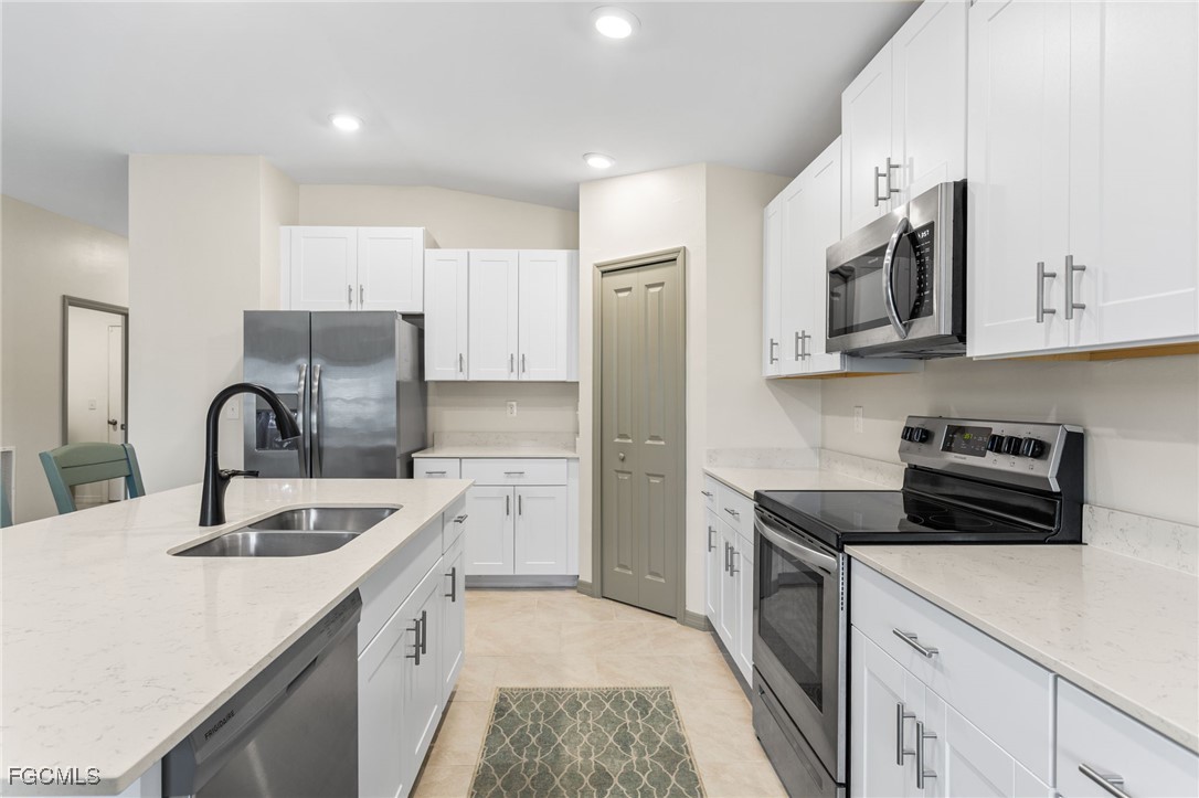 4 Bed SingleFamilyResidence for Sale in Crane Landing, photo 8