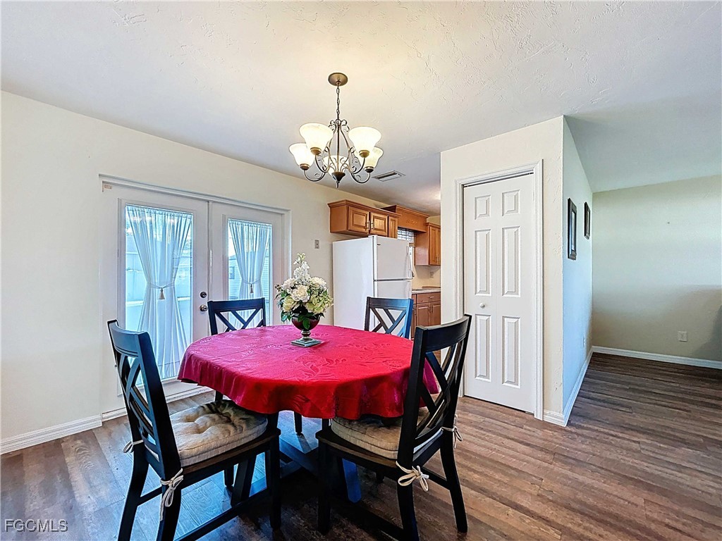 3 Bed SingleFamilyResidence for Sale in Fort Myers, photo 8