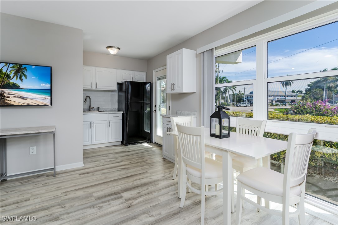 2 Bed Condominium for Sale in Seabreeze, FL, $279,000 — photo 8