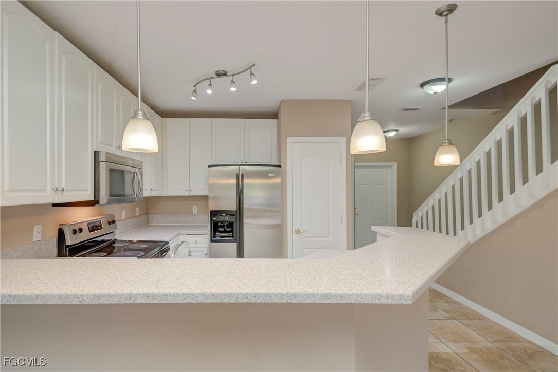 2 Bed Townhouse for Sale in Olympia Pointe, FL, $185,000 — photo 8
