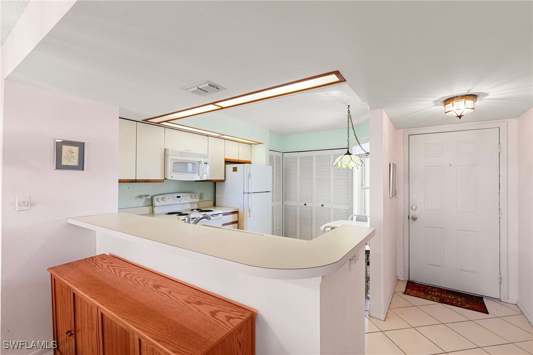 2 Bed Waterfront Home for Sale in Marco Island, photo 8