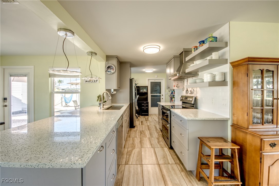 3 Bed SingleFamilyResidence for Sale in Charlotte Shores, FL — photo 8