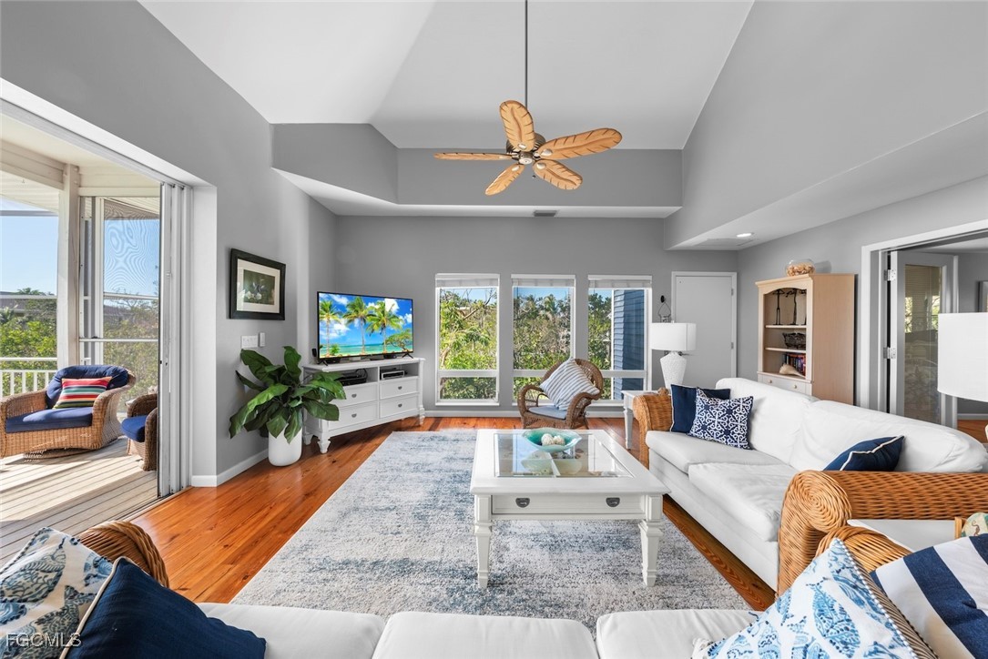 2 Bed Pool Home for Sale in Del Sega, photo 8