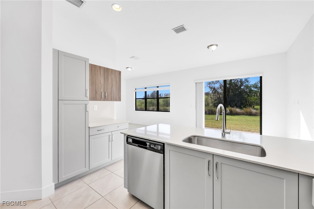 3 Bed SingleFamilyResidence for Sale in Ave Maria, FL — photo 8
