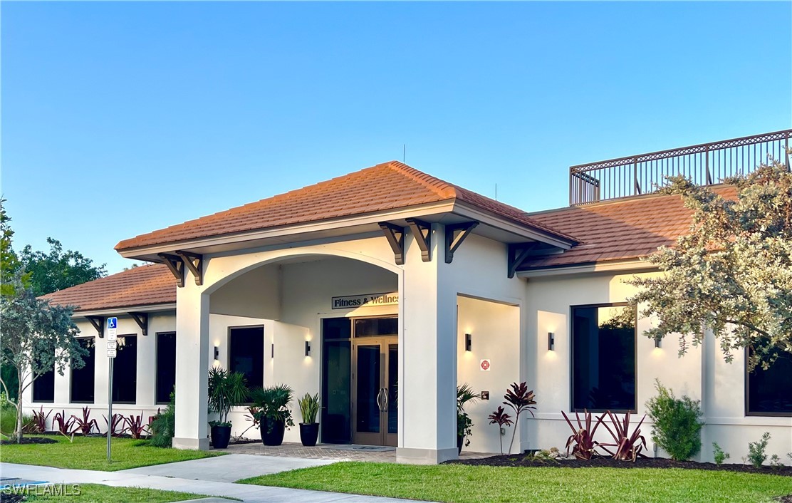 2 Bed Waterfront Home for Sale in Naples, photo 8