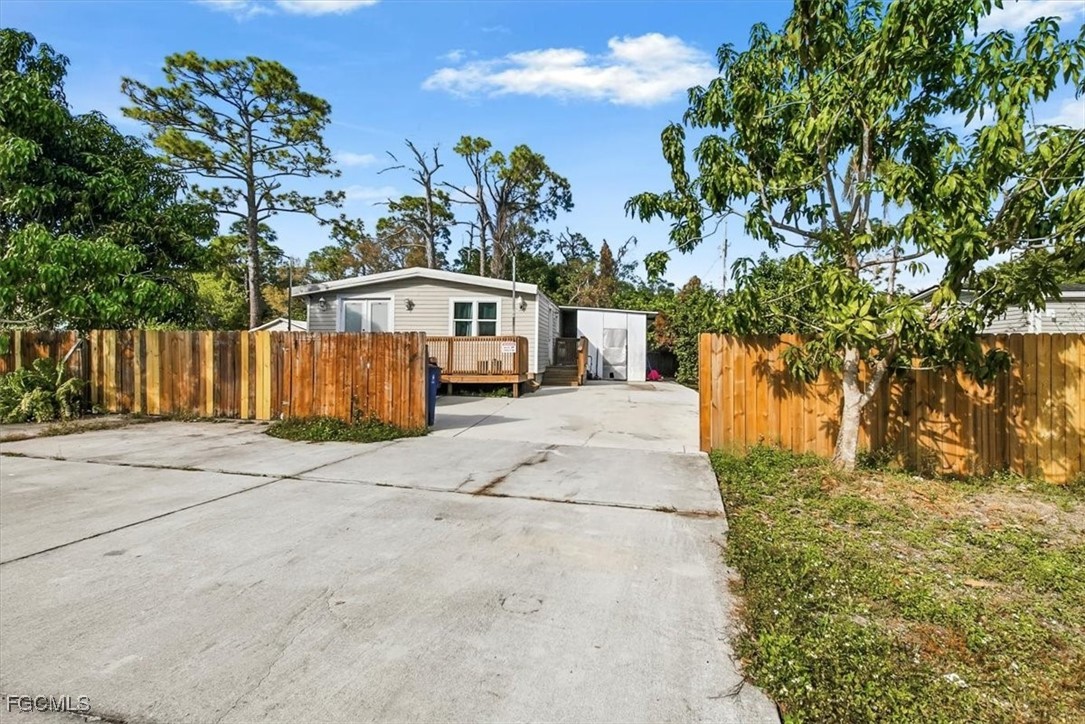 3 Bed ManufacturedHome for Sale in Suncoast Estate, FL — photo 8