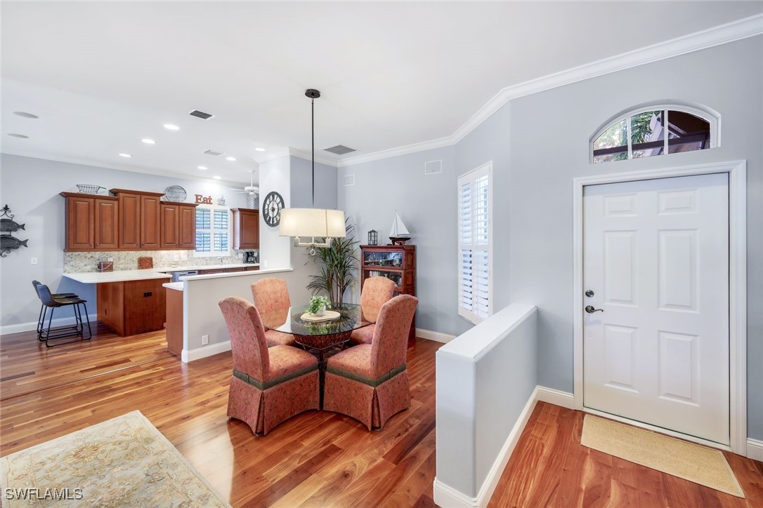 2 Bed SingleFamilyResidence for Sale in Naples, photo 8