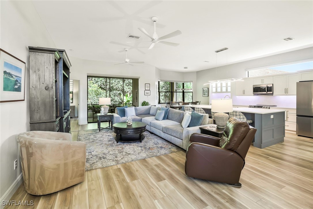 2 Bed Attached for Sale in Hunters Ridge, photo 8