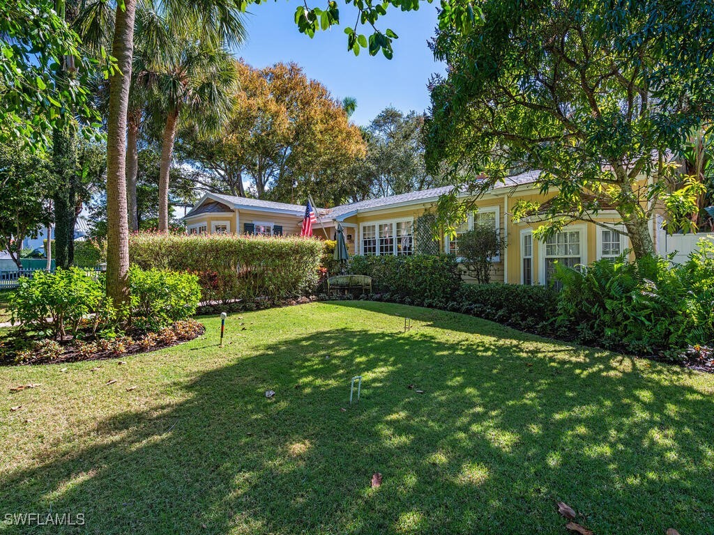 4 Bed Pool Home for Sale in Olde Naples, FL, $6,295,000 — photo 8