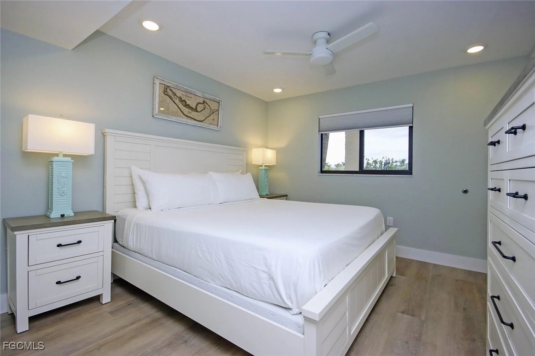 1 Bed Pool Home for Sale in Sanibel, photo 8