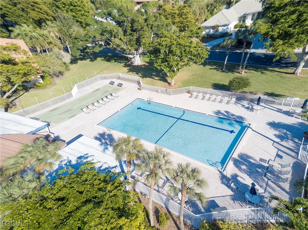 2 Bed Waterfront Home for Sale in Fort Myers, photo 8