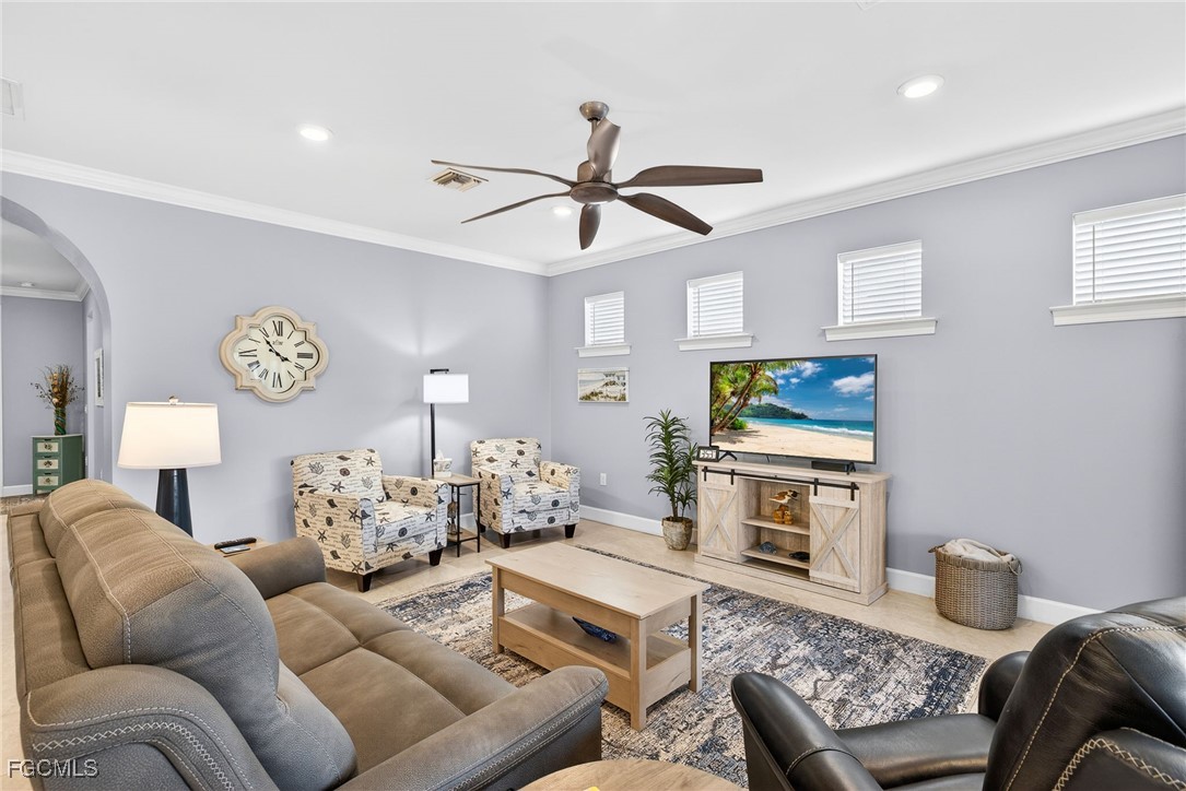 2 Bed Waterfront Home for Sale in North Port, photo 8