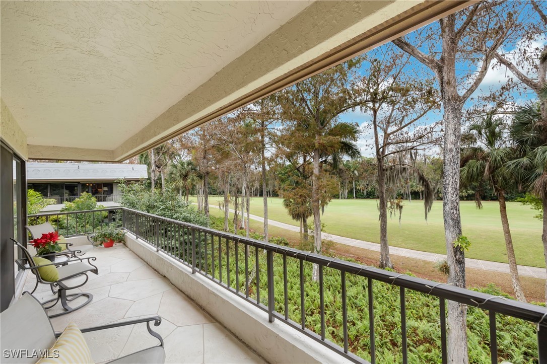 3 Bed Condominium for Sale in Naples, photo 8