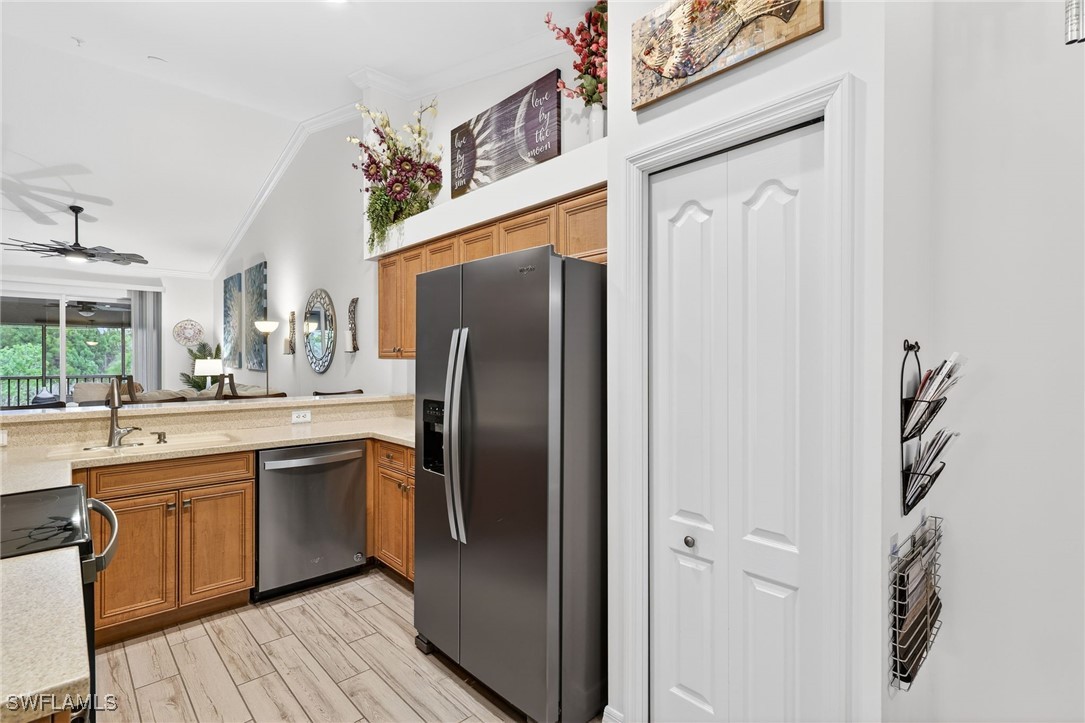2 Bed Condominium for Sale in Barletta, FL, $279,900 — photo 8