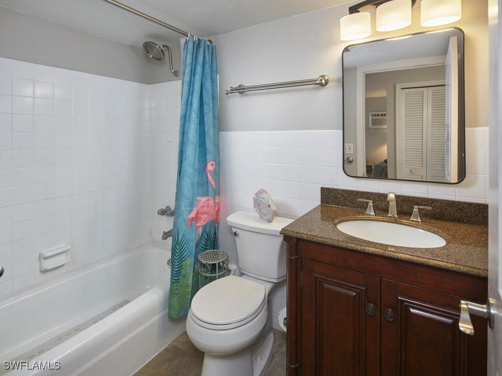 2 Bed Condominium for Sale in Seabreeze South, FL, $279,000 — photo 8