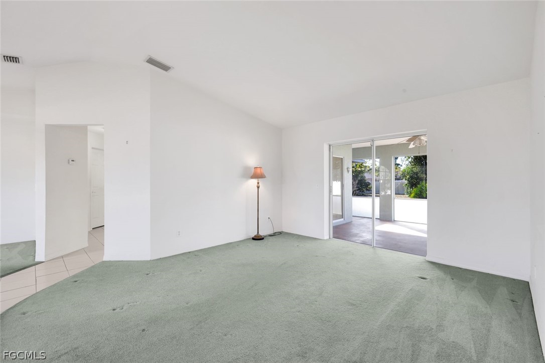 3 Bed SingleFamilyResidence for Sale in Terrapin Wood, FL — photo 8