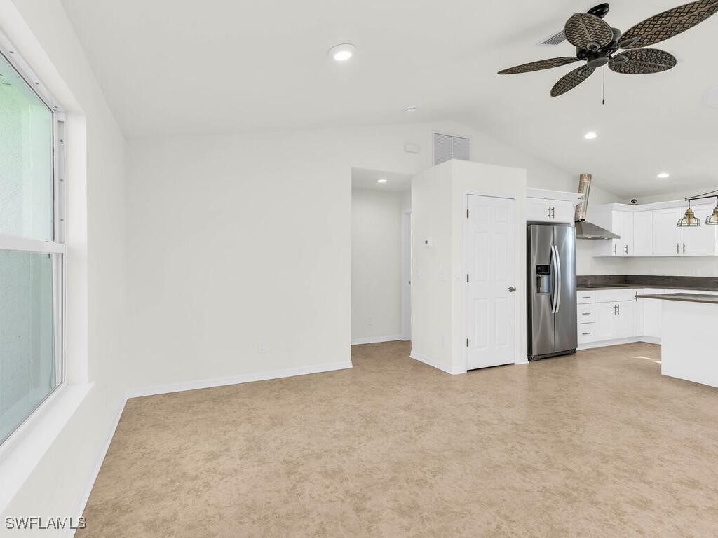 3 Bed SingleFamilyResidence for Sale in Naples, FL, $529,000 — photo 8