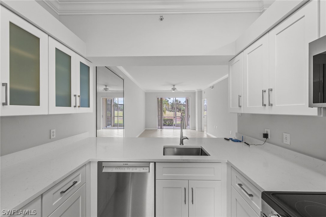 2 Bed Condominium for Sale in Stoneybrook, FL — photo 8