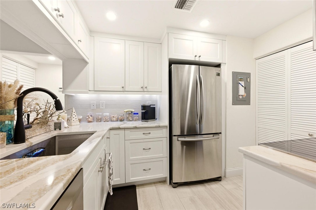 2 Bed Condominium for Sale in Marco Island, FL — photo 8
