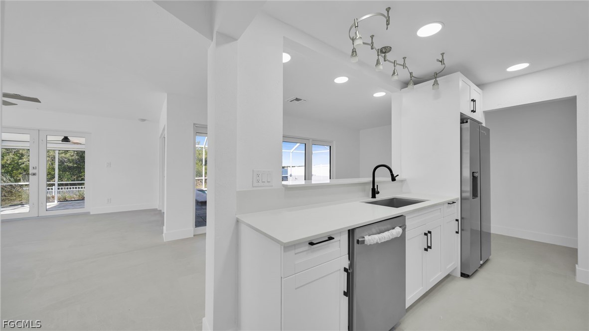 3 Bed Pool Home for Sale in Sandarac 2, photo 8