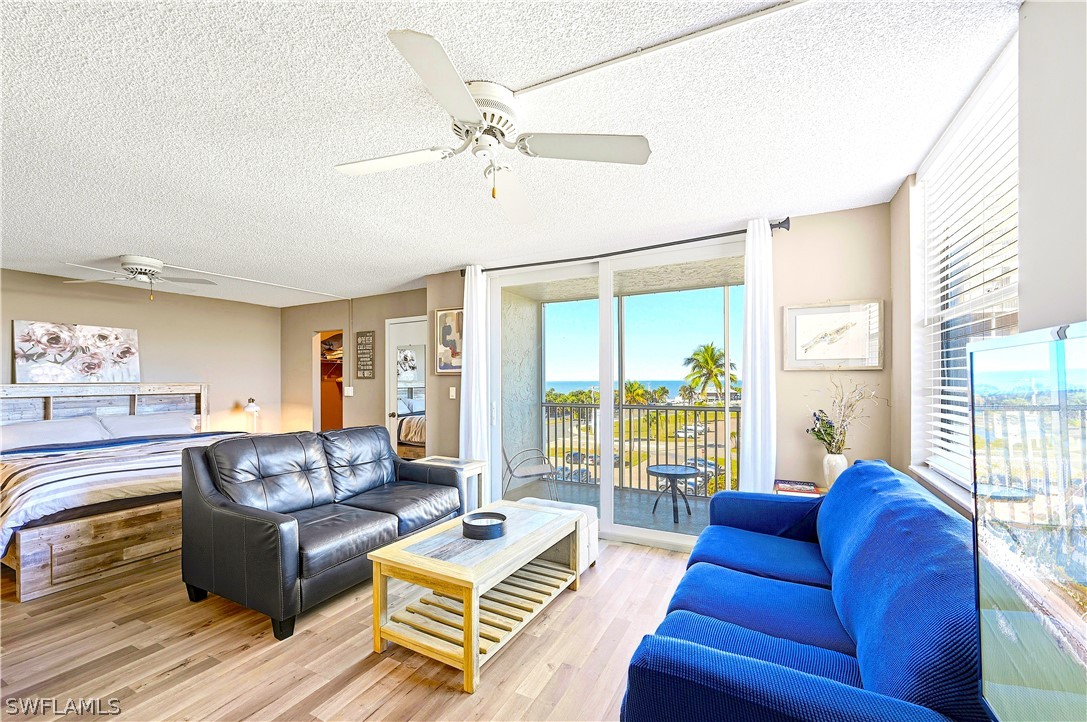 1 Bed Waterfront Home for Sale in Beach And Tennis Club, photo 8