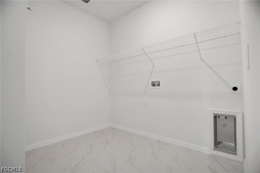 4 Bed SingleFamilyResidence for Sale in Turnleaf, photo 8