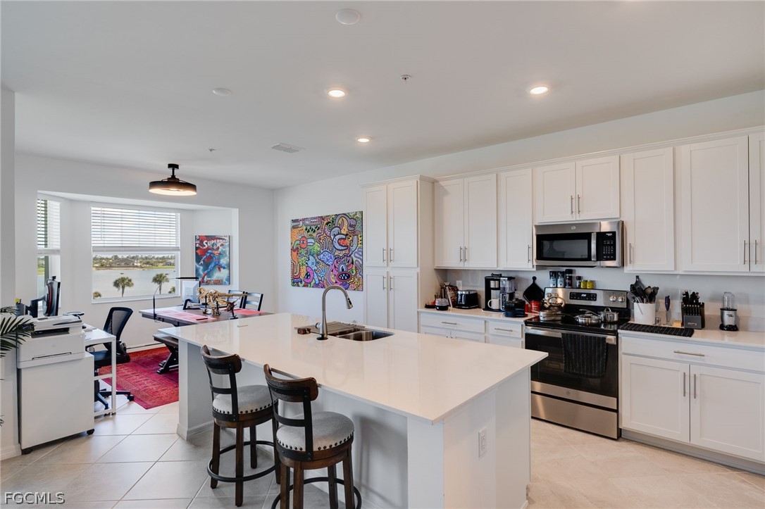 2 Bed Waterfront Home for Sale in Punta Gorda, FL — photo 8
