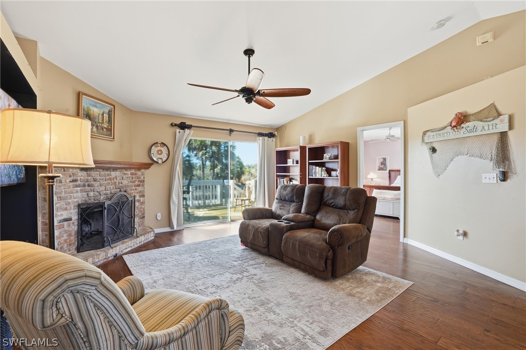 3 Bed SingleFamilyResidence for Sale in Naples, photo 8