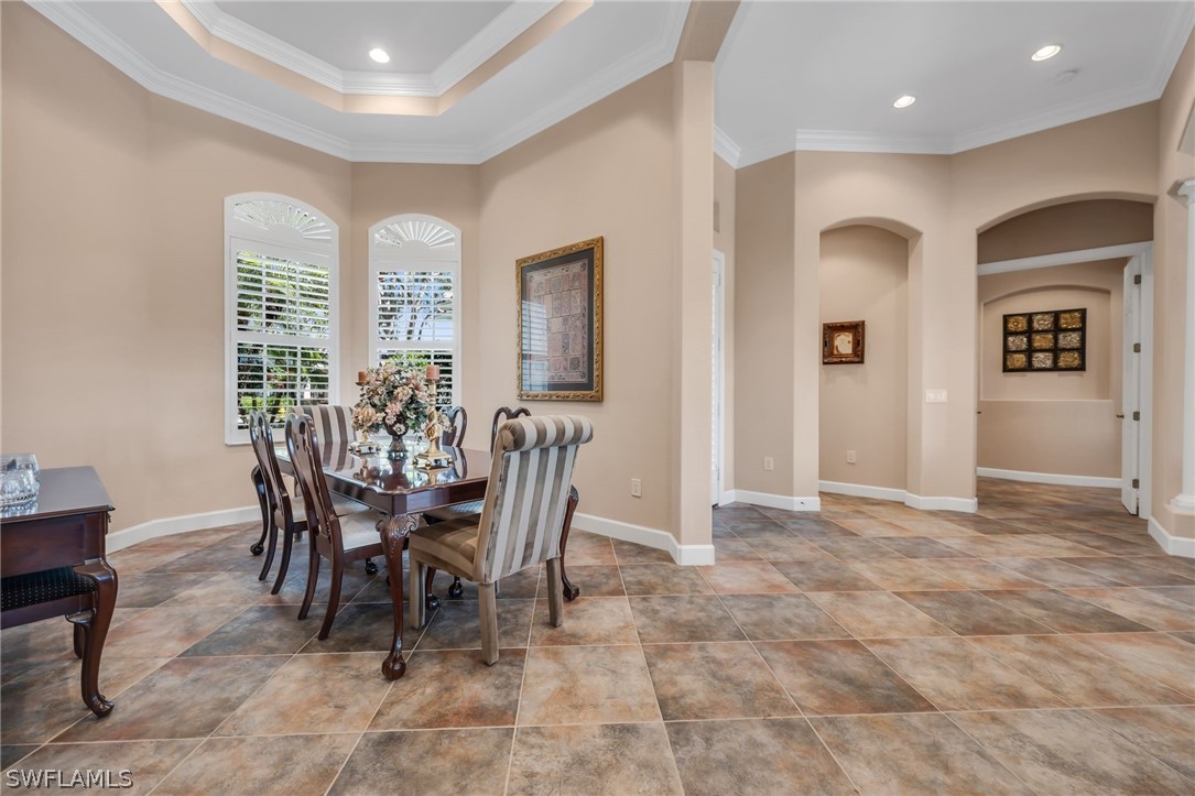 3 Bed Pool Home for Sale in Hollybrook, photo 8