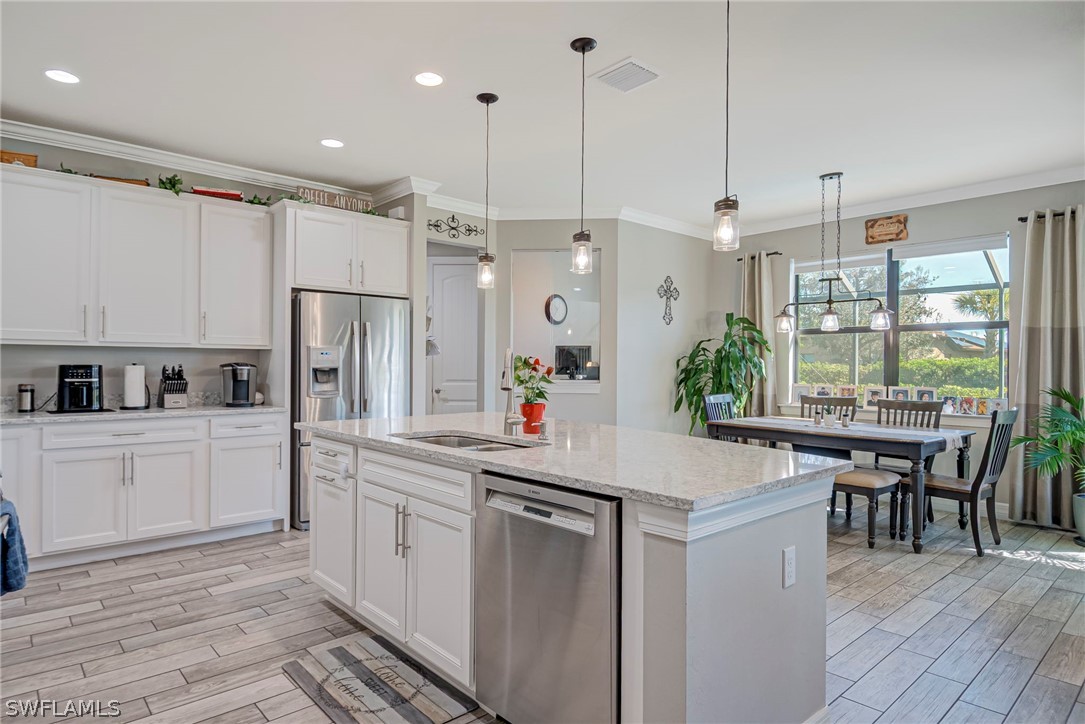 4 Bed Pool Home for Sale in Avalon Park, FL, $575,000 — photo 8