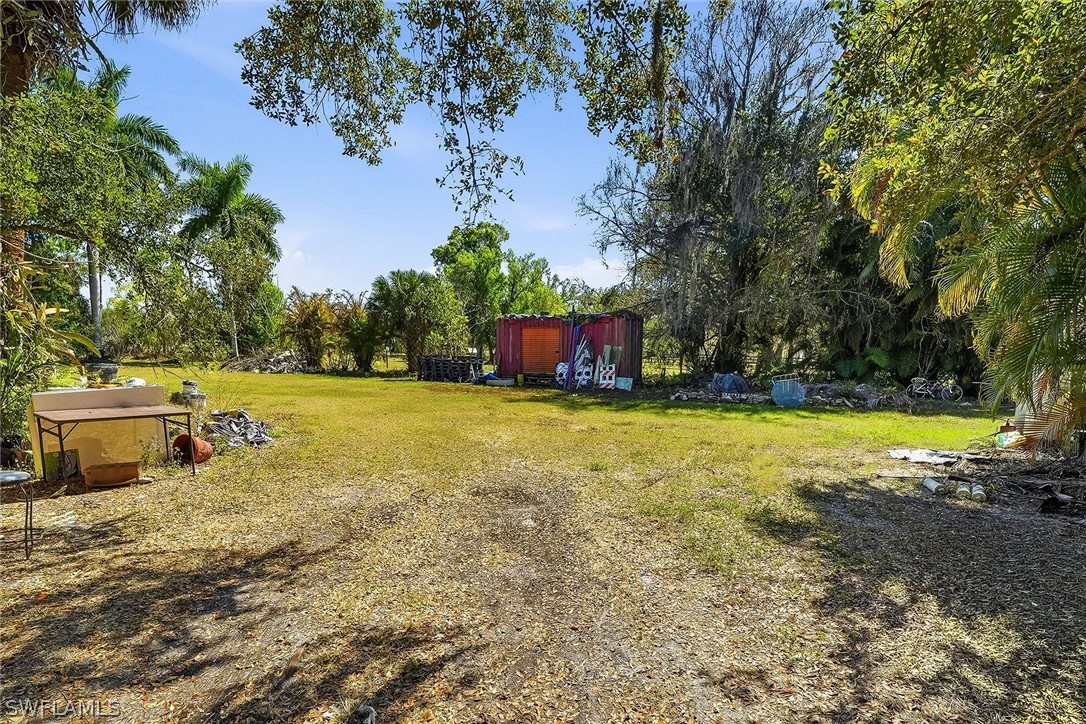 2 Bed SingleFamilyResidence for Sale in Buckingham, FL — photo 8