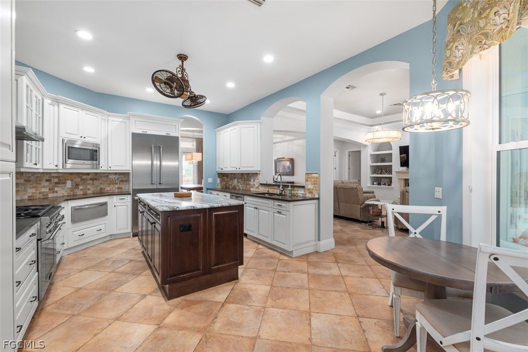 3 Bed Pool Home for Sale in River Point, FL — photo 8