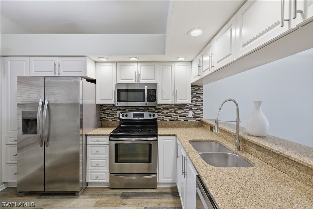 2 Bed Waterfront Home for Sale in Naples, FL, $299,999 — photo 8