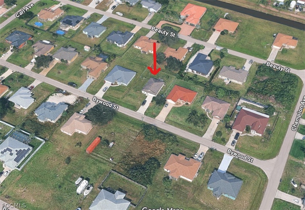 3 Bed SingleFamilyResidence for Sale in Lehigh Acres, photo 8