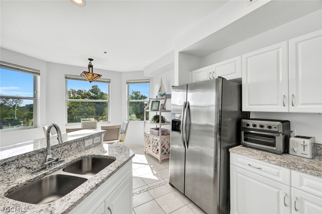 2 Bed Condominium for Sale in Clubhouse Villas, FL, $189,000 — photo 8